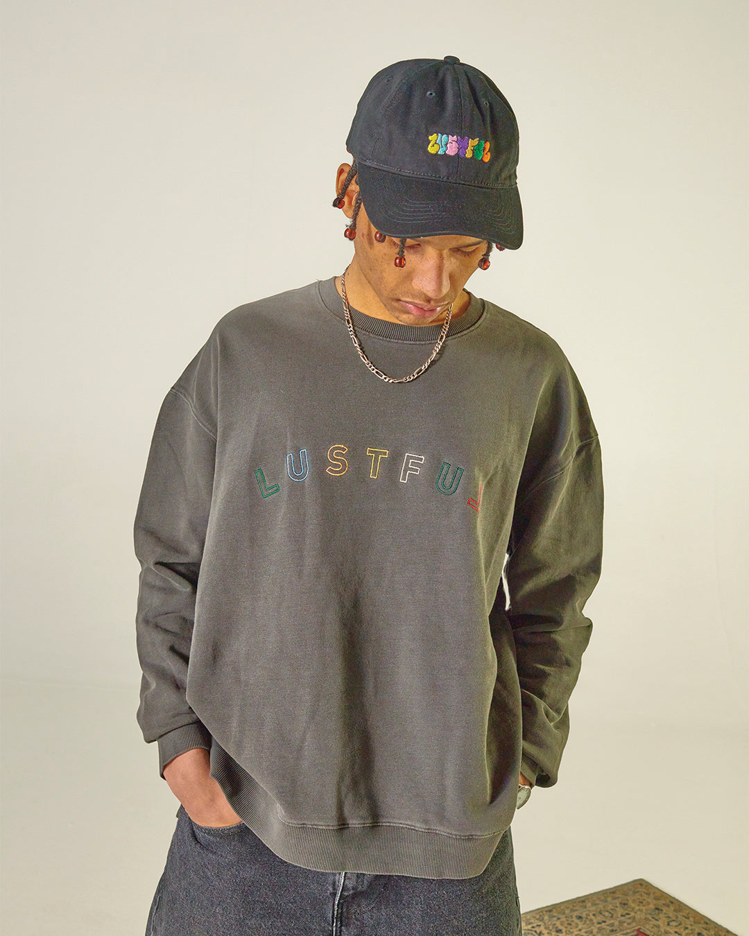 90's crewneck in washed grey